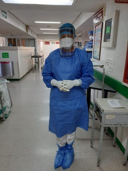 Enfermera Laura Estela García Méndez canta a pacientes con Covid-19 para mitigar su dolor