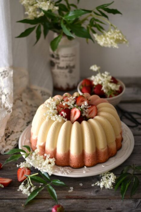 Gelatina de Navidad con fresas y vainilla