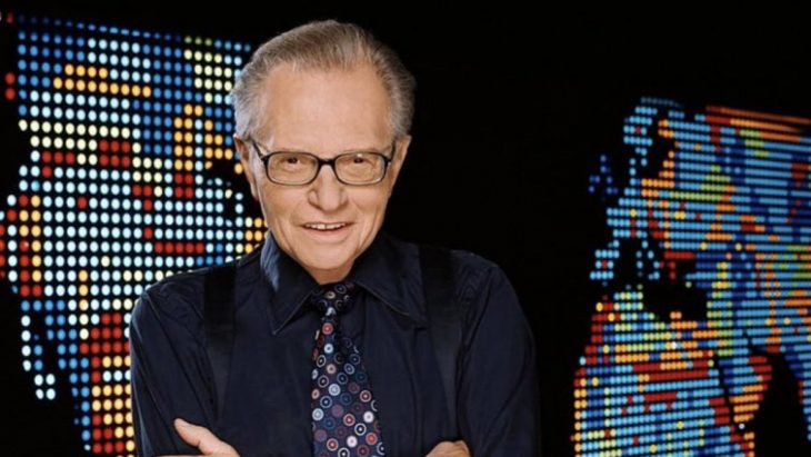 Fotografía de Larry King, presentador de noticias de CNN