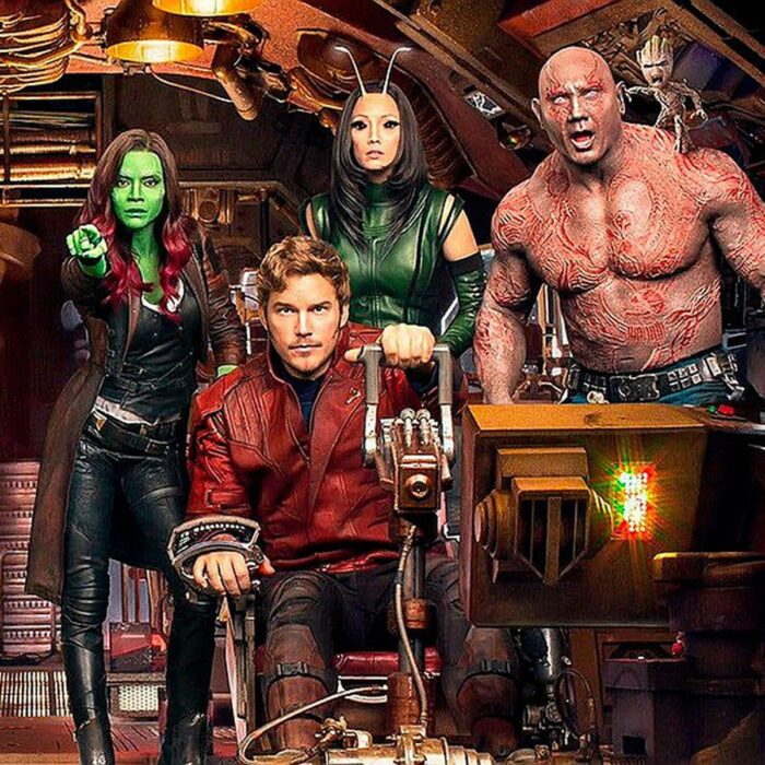 Personajes de Guardianes de la Galaxia posando para una foto