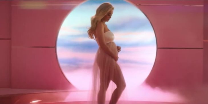 Katy Perry confirma su embarazo