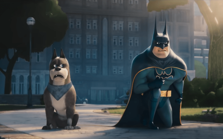 Batman animado junto a Ace el súper perro en la película DC Liga de Supermascotas