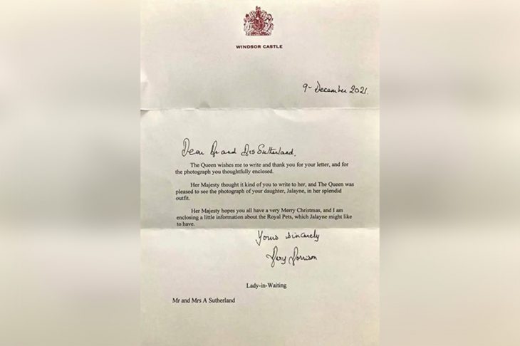 Carta enviada por la Reina Isabel II a una niña en EE. UU. por disfrazarse de ella en Halloween 