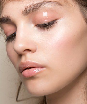 Maquillaje efecto ojos mojados