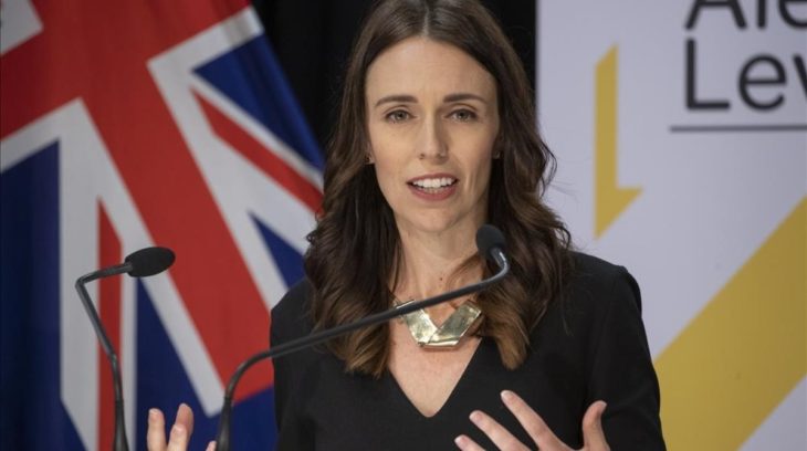 Jacinda Ardern, primera ministra de Nueva Zelanda, país libre de coronavirus