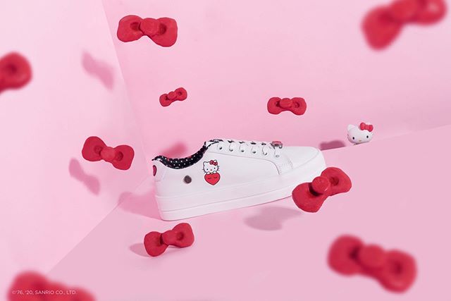 Colección de Hello Kitty Loly in the sky