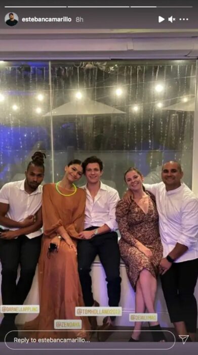 Zendaya y Tom Holland en una boda