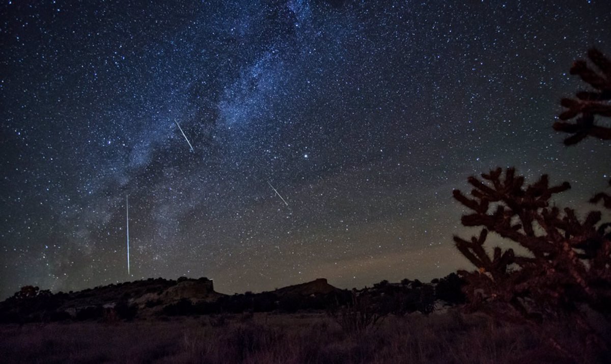 Lluvias de estrellas; Prepárate porque habrá lluvia de estrellas dracónidas y Luna nueva