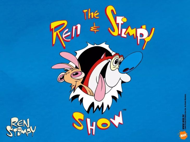 Escena de la serie animada Ren y Stimpy, con Ren y Stimpy saliendo de un telón azul